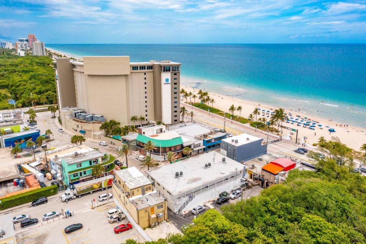 The Purple Pelican Beachfront With Ocean Balcony Unit 2 Fort Lauderdale Exterior photo